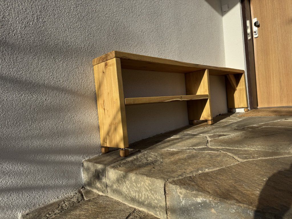 Akátový botník venkovní