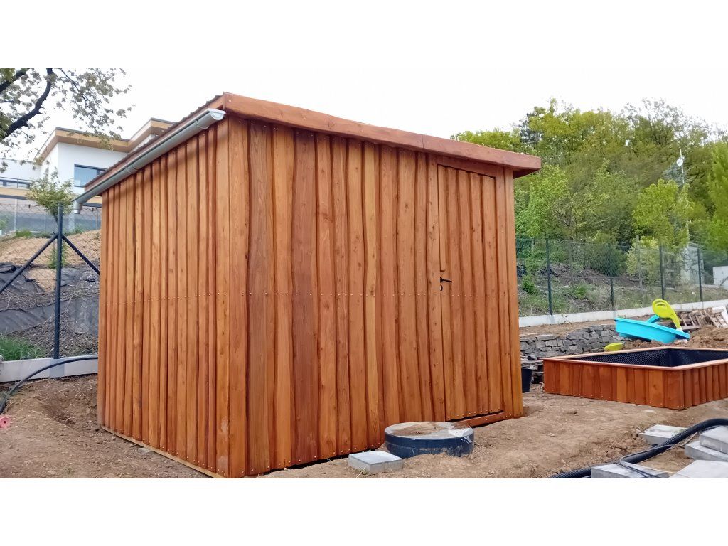 Akátový zahradní domek