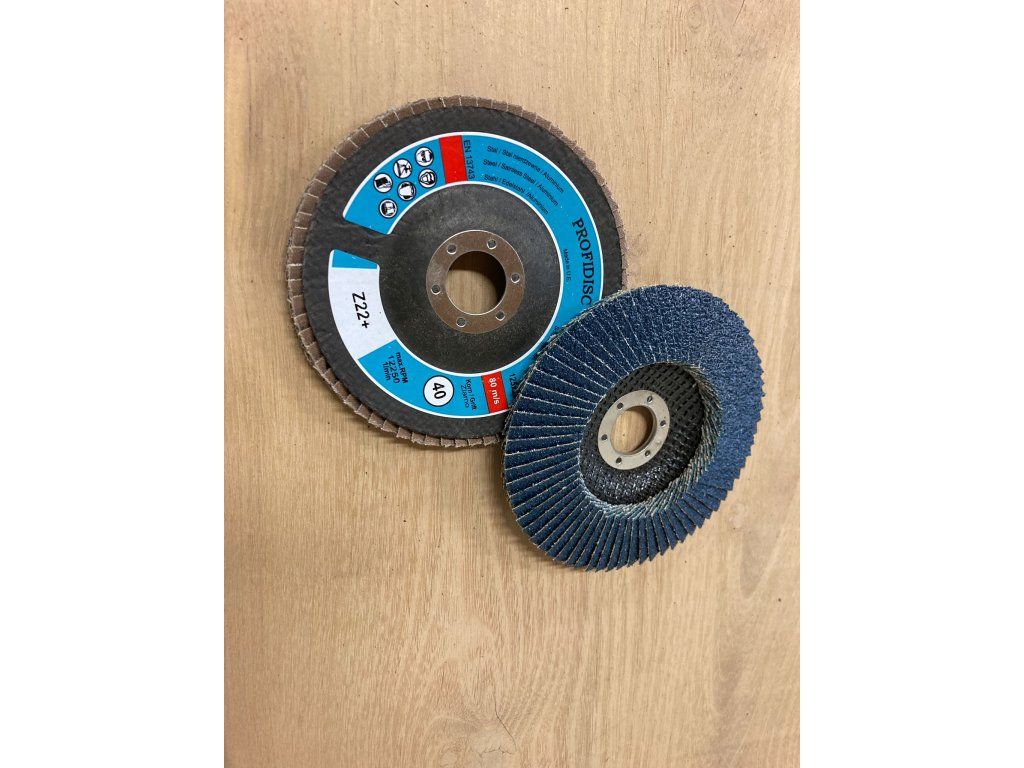 Lamelový brusný kotouč 125 mm na dřevo a kov