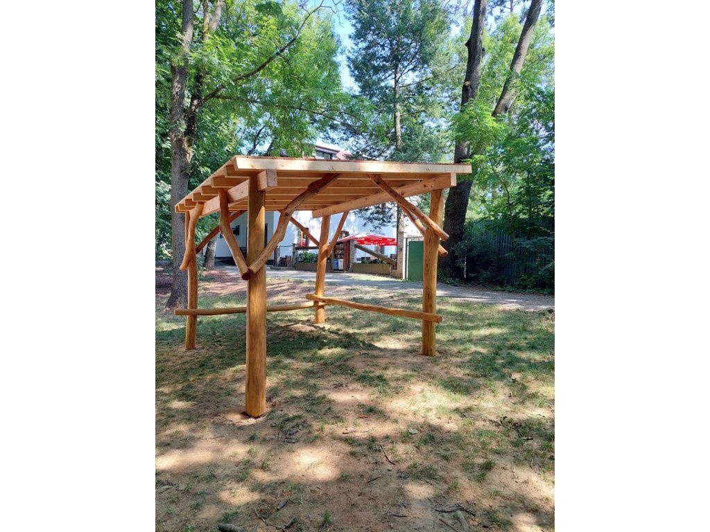 Akátová pergola použití zahrada terasa