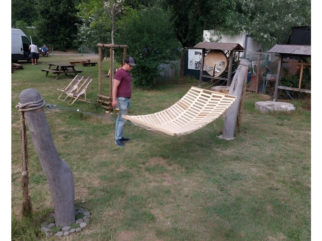 Dřevěná hamaka použití zahrada pergola