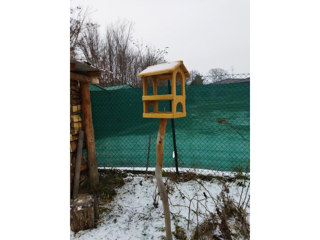 Akátové krmítko dvoupatrové masiv