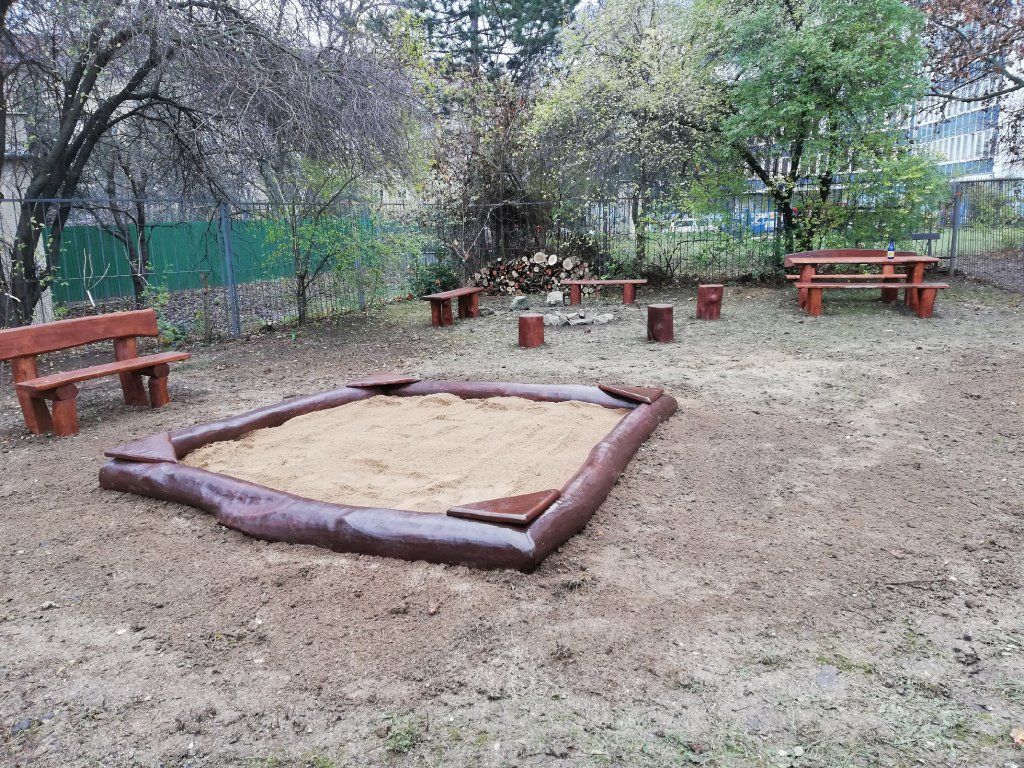 Akátové pískoviště použití zahrada děti