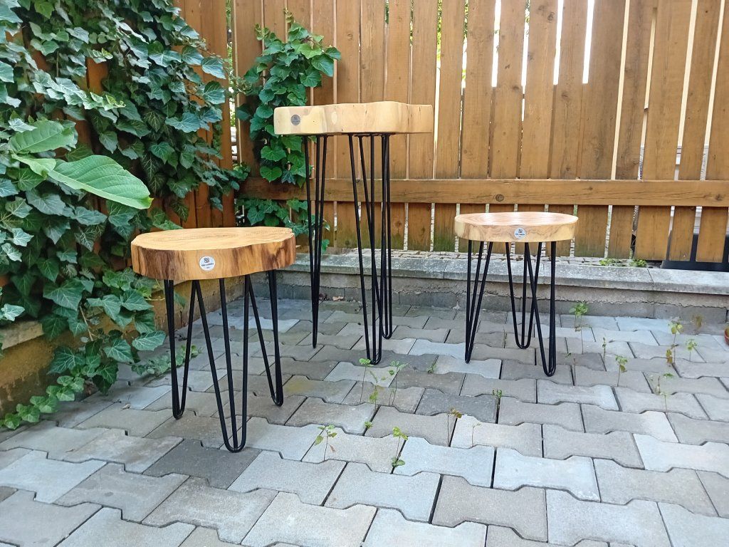 Akátový stůl industriální ručně vyrobený